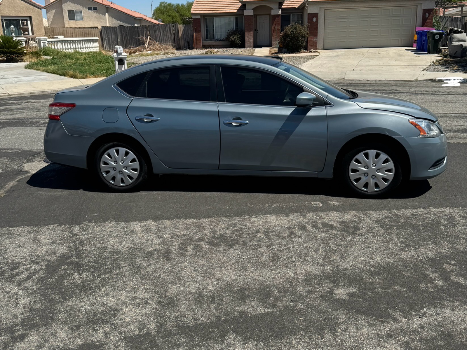 Nissan Sentra (2015)