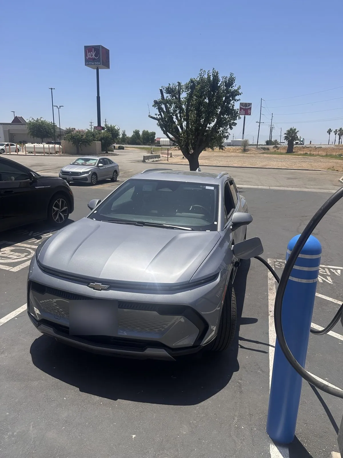 Chevrolet Equinox EV front