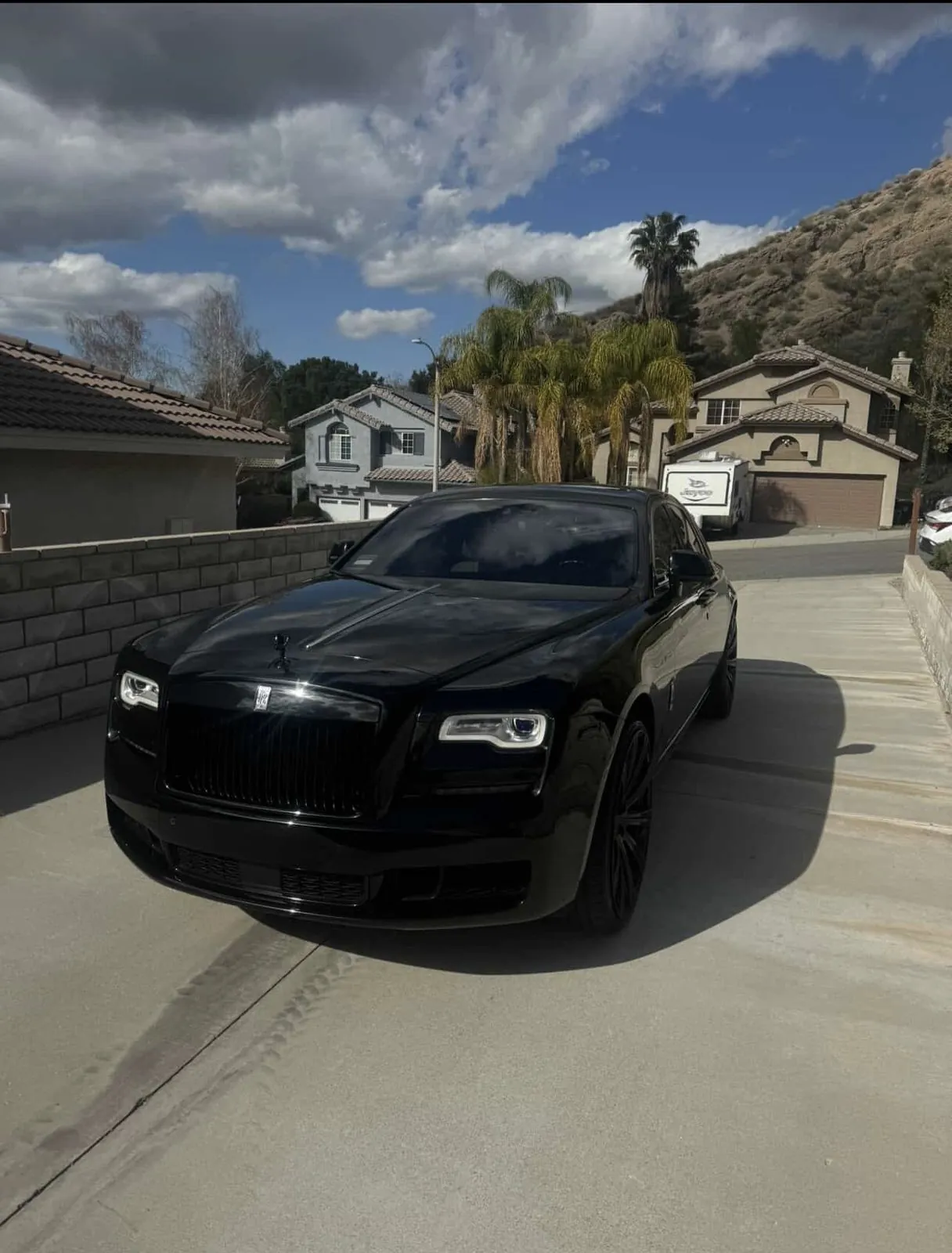 Black Rolls-Royce Ghost